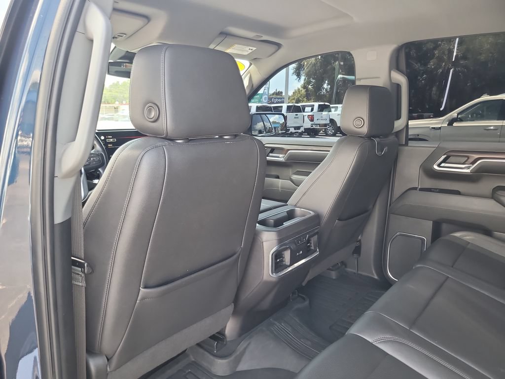 Used 2022 GMC Sierra 1500 SLT w/ SLT Premium Plus Package AWD/4WD image 9