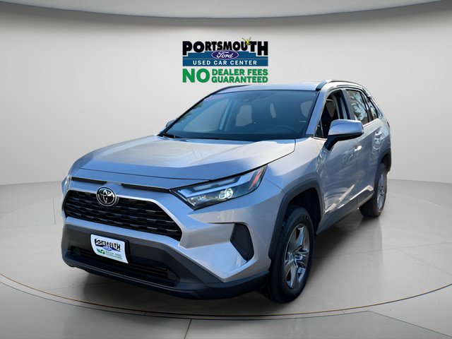 Used 2024 Toyota RAV4 XLE AWD/4WD image 16