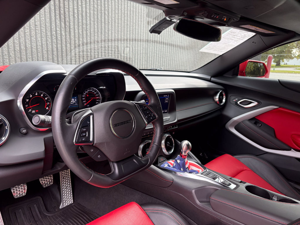 Used 2023 Chevrolet Camaro LT RWD image 12