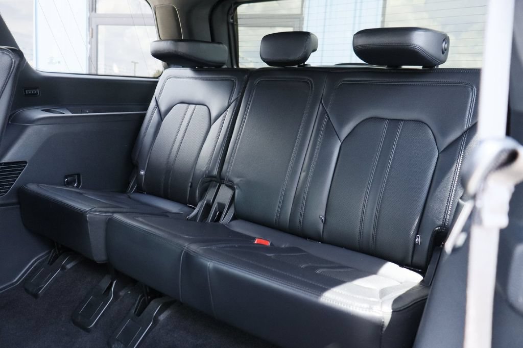 Certified 2021 Ford Expedition Limited RWD image 24