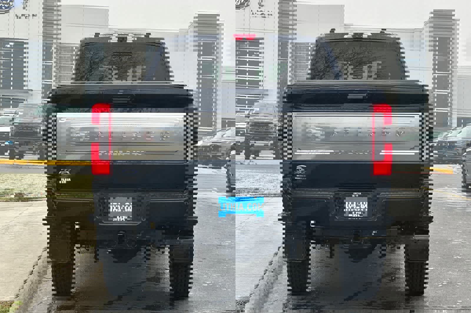 Certified 2024 Ford F350 Platinum image 4