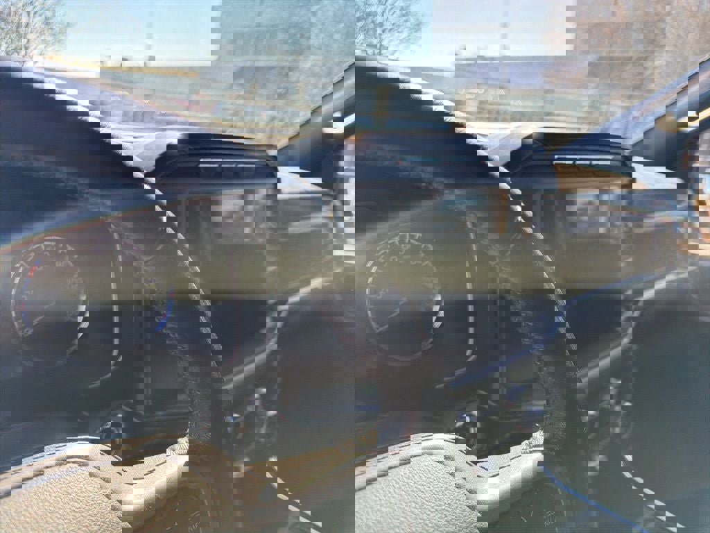 Certified 2022 Ford F150 XLT w/ Equipment Group 302A High image 10