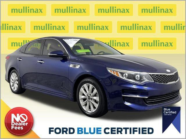 Used 2017 Kia Optima EX image 5