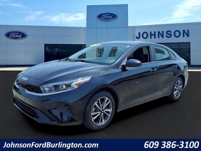 Used 2024 Kia Forte LXS FWD image 7