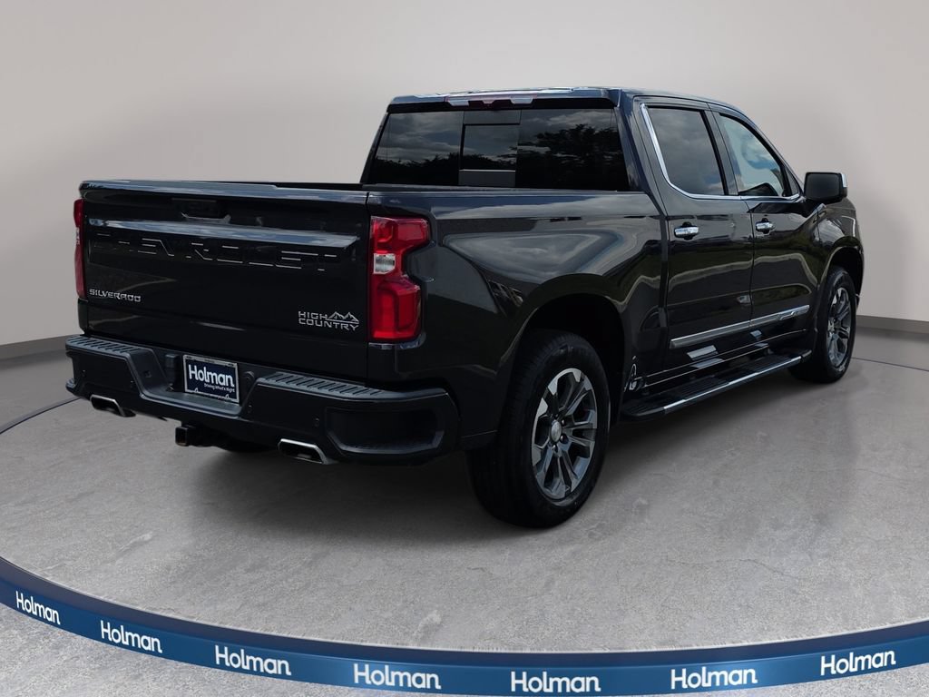 Used 2024 Chevrolet Silverado 1500 High Country w/ Z71 Off-Road Package AWD/4WD image 5