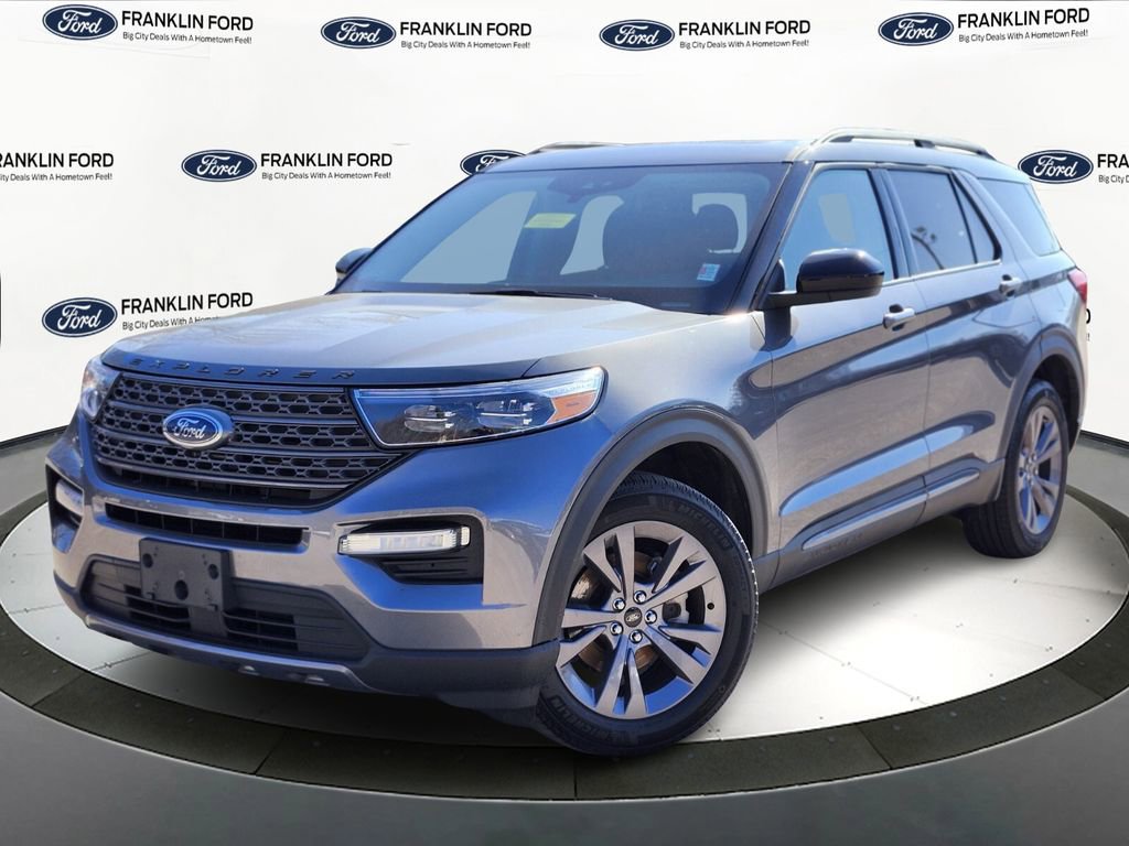 Certified 2022 Ford Explorer XLT w/ Equipment Group 202A