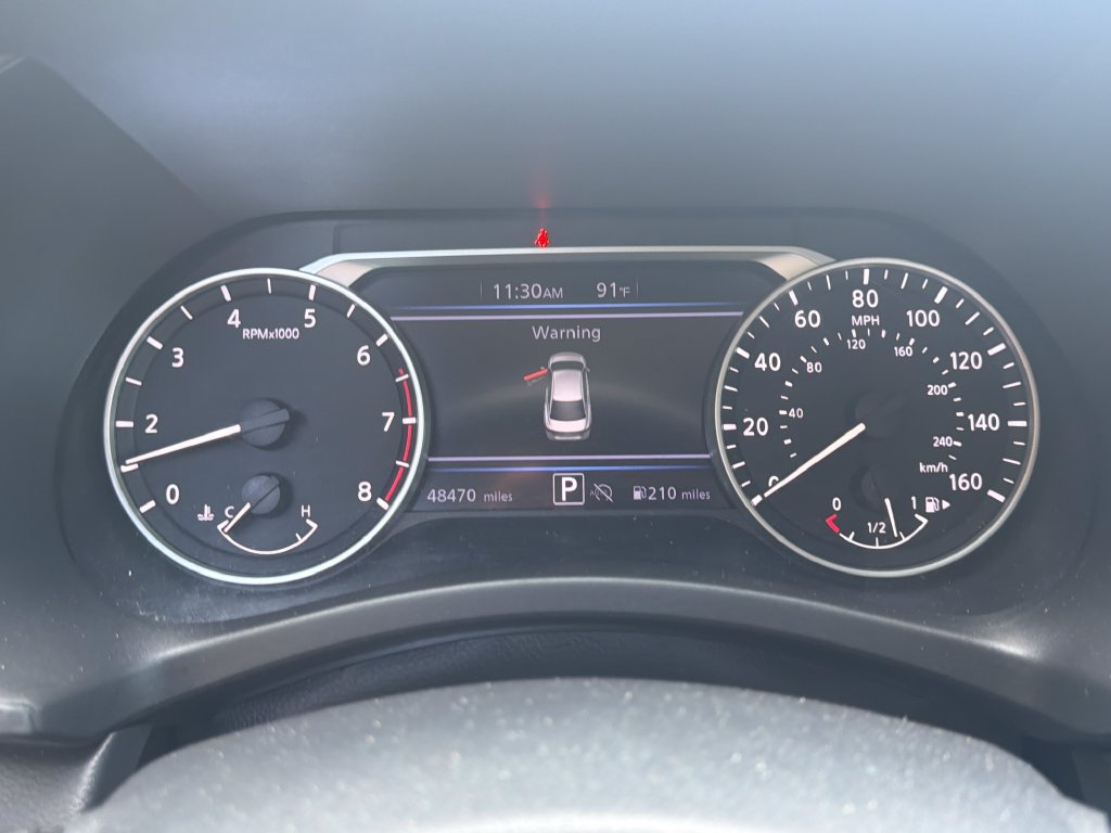 Used 2025 Nissan Sentra SR FWD image 21