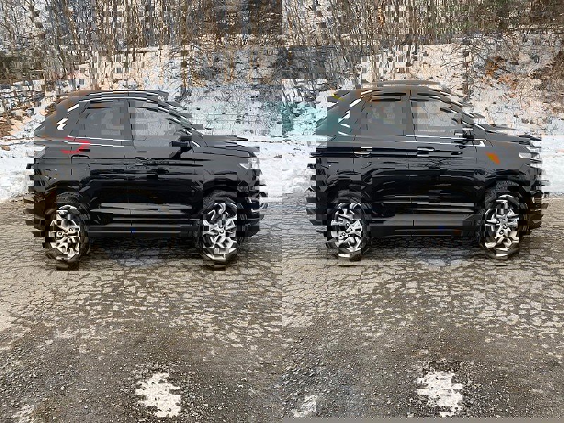 Certified 2018 Ford Edge Titanium w/ Technology Package image 6