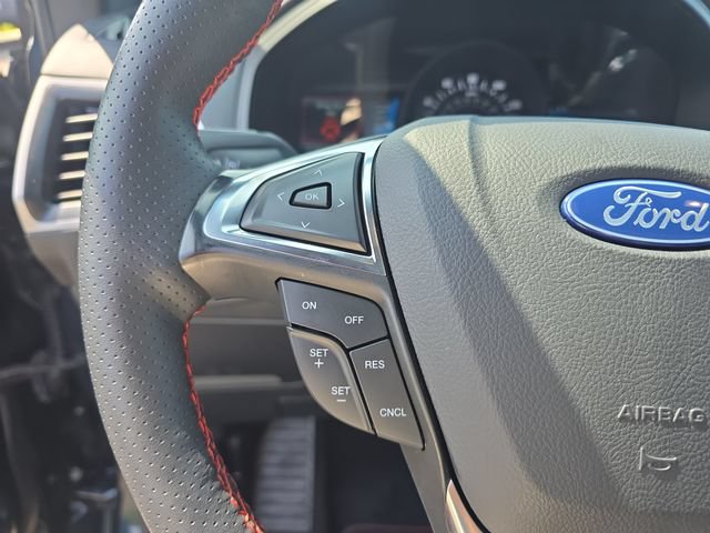 Certified 2024 Ford Edge ST-Line AWD/4WD image 18