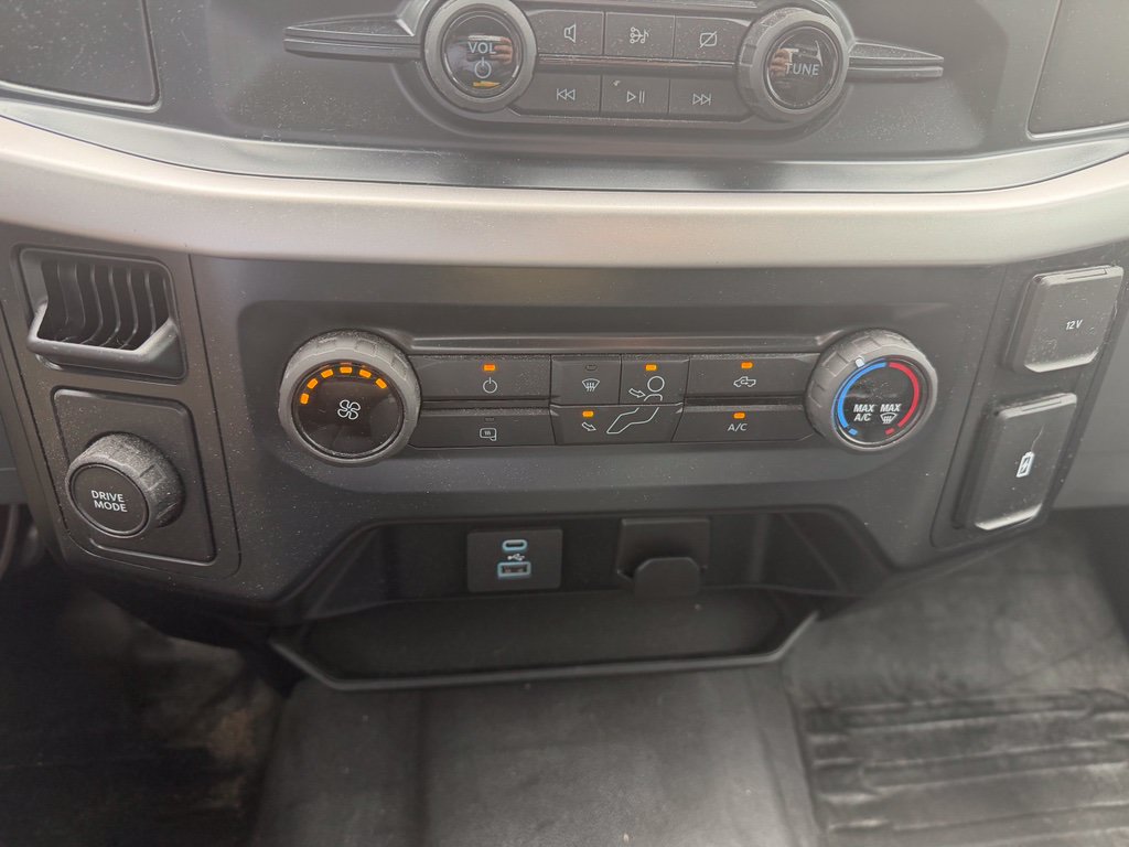 Certified 2022 Ford F150 XL w/ Equipment Group 101A High RWD image 15