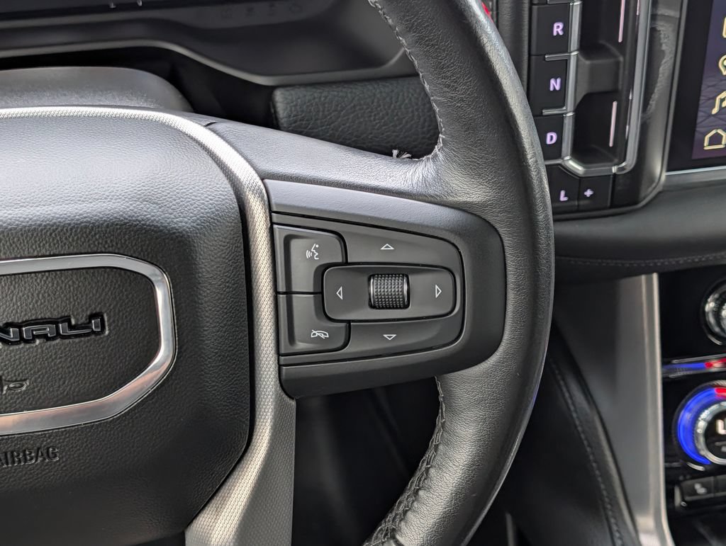 Used 2022 GMC Yukon Denali AWD/4WD image 21