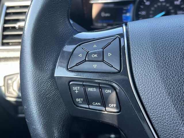 Certified 2017 Ford Explorer Limited AWD/4WD image 12