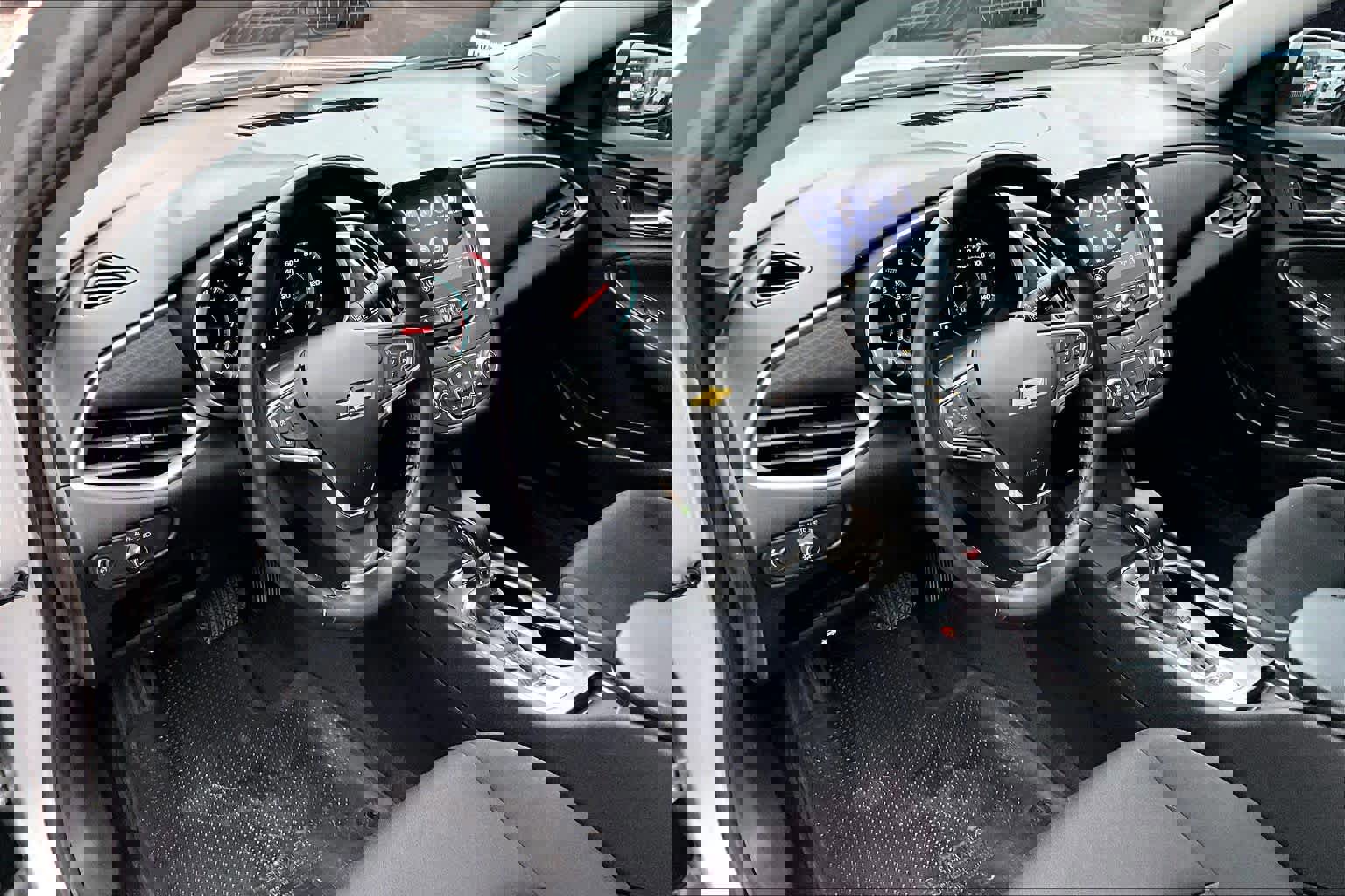 Used 2022 Chevrolet Malibu RS image 18