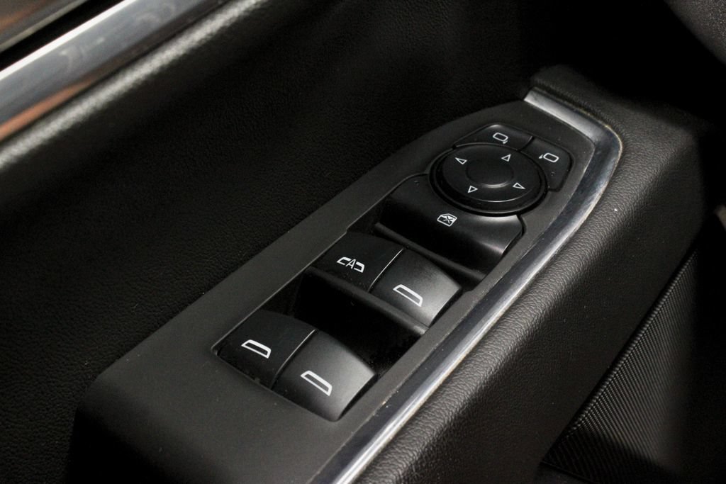 Used 2024 Chevrolet Silverado 1500 LT AWD/4WD image 24
