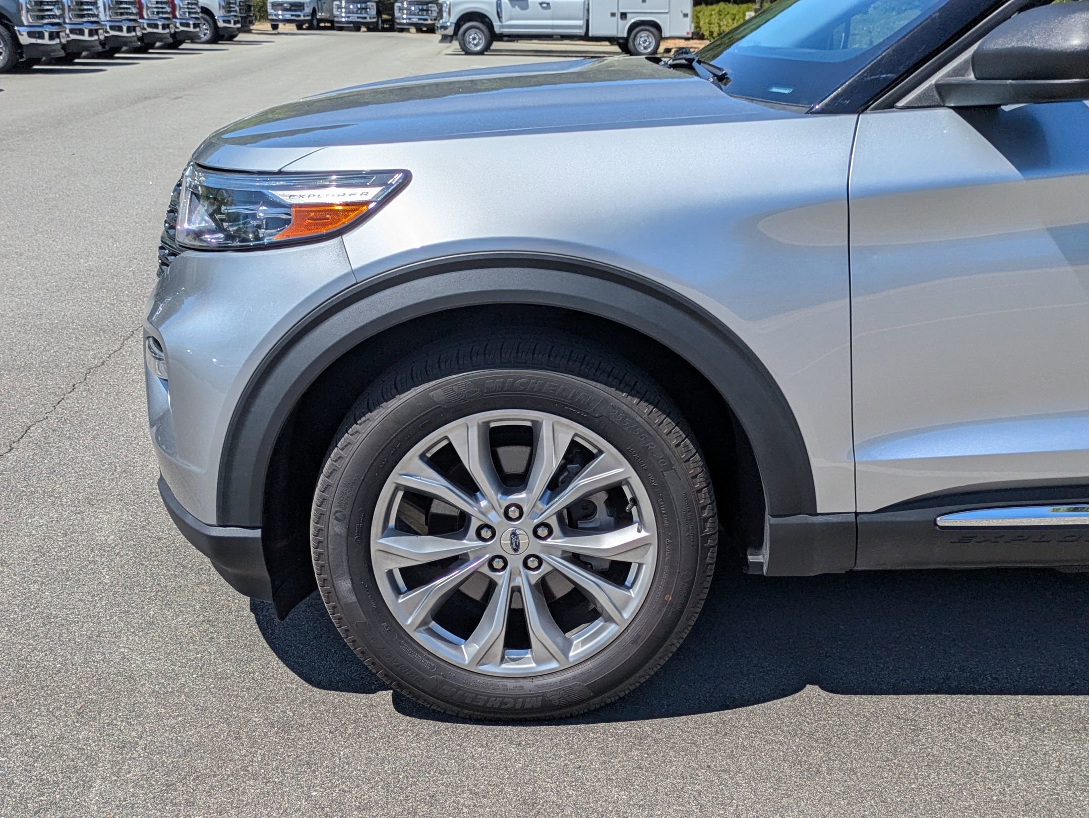 Certified 2024 Ford Explorer XLT w/ Equipment Group 202A AWD/4WD image 11