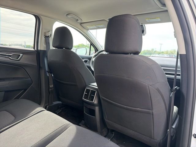 Used 2023 Kia Sportage LX FWD image 22