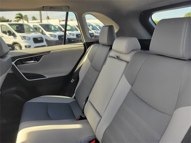 Used 2024 Toyota RAV4 Limited image 8
