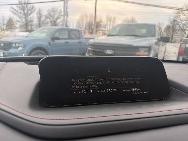 Used 2024 MAZDA CX-30 AWD 2.5 S w/ Preferred Package image 2