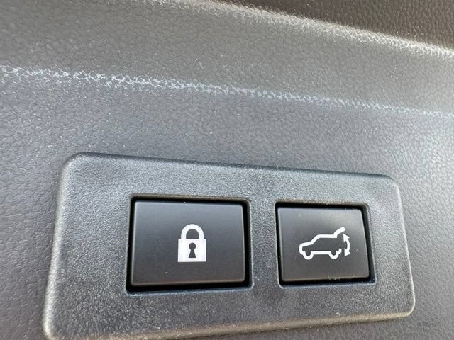 Used 2023 Subaru Ascent Touring AWD/4WD image 8