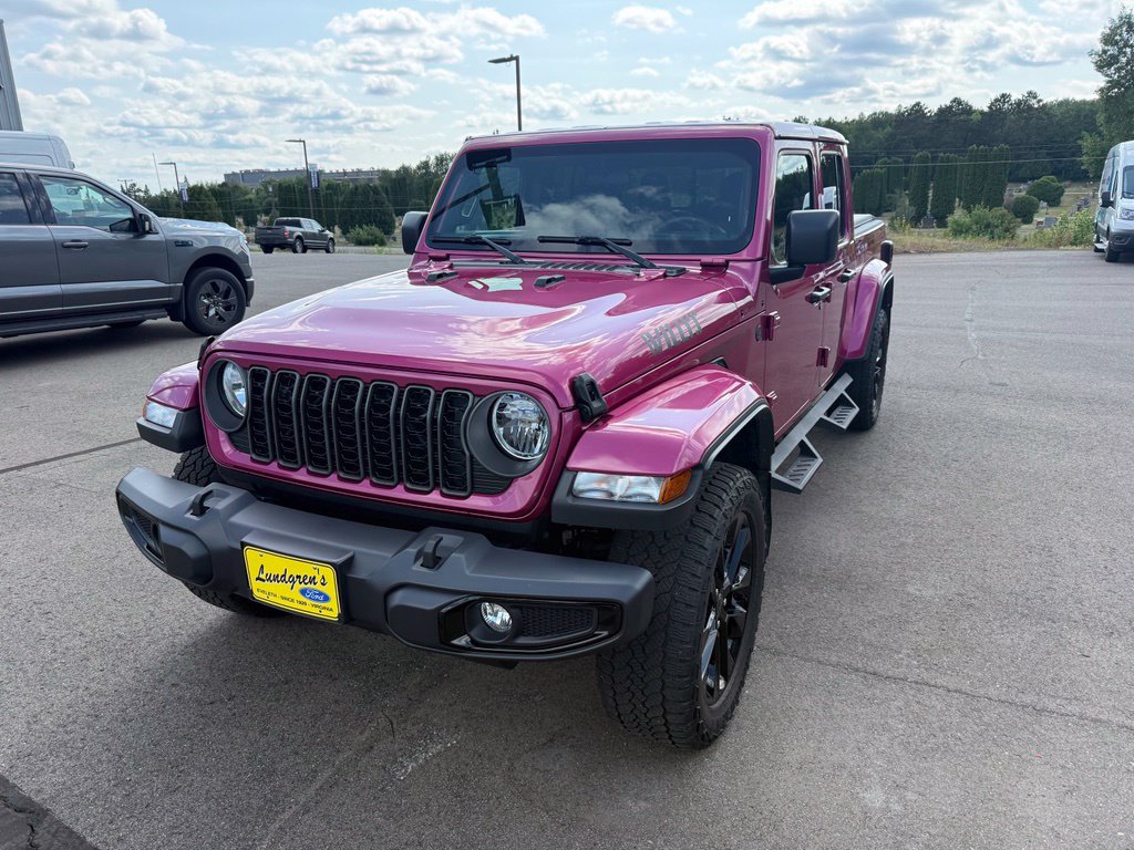 Used 2024 Jeep Gladiator Sport