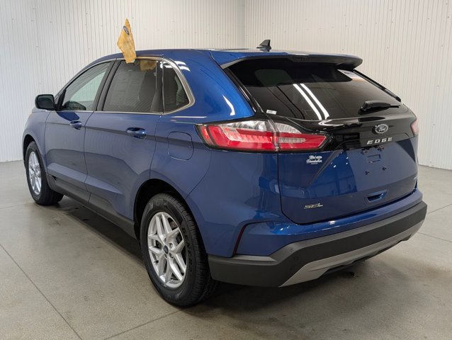 Certified 2022 Ford Edge SEL w/ Convenience Package image 8