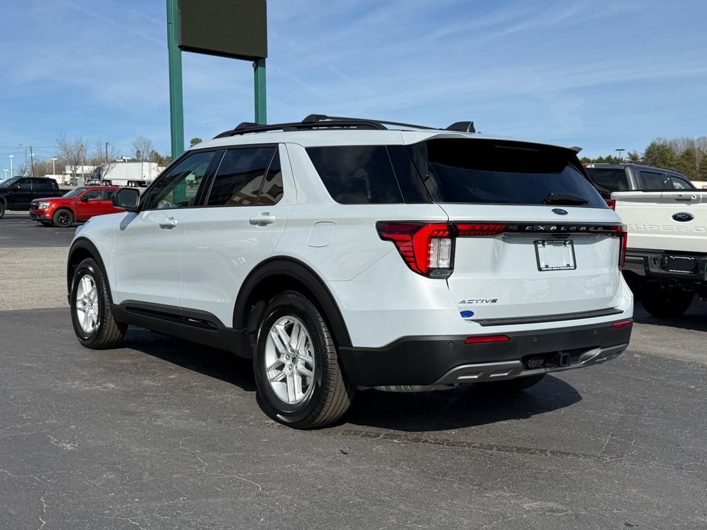 Certified 2026 Ford Explorer Active w/ Active Comfort Package RWD image 6