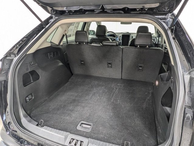 Certified 2024 Ford Edge SEL image 9
