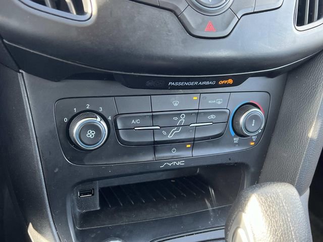 Certified 2017 Ford Focus SE image 23