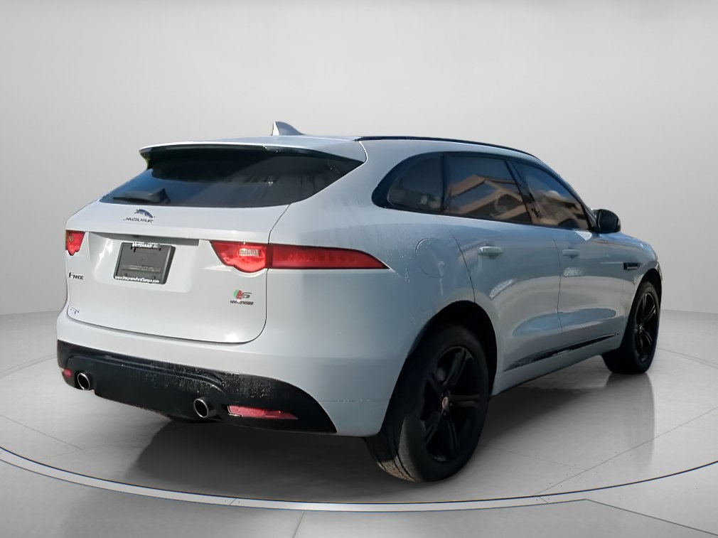Used 2019 Jaguar F-PACE S image 26