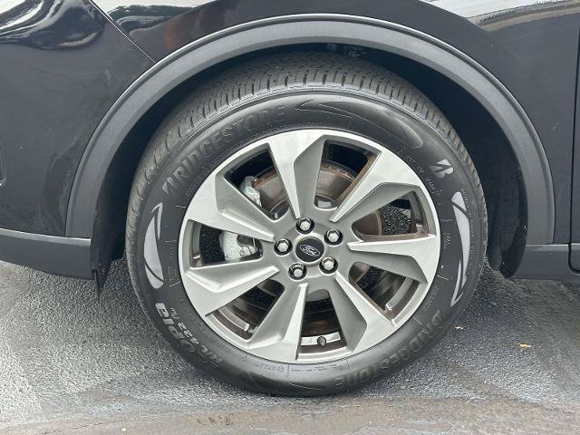 Certified 2023 Ford Escape Platinum AWD/4WD image 6