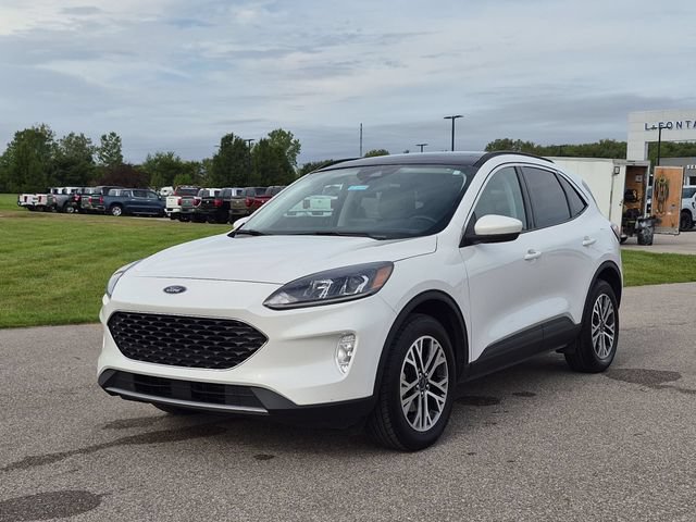 Certified 2022 Ford Escape SEL AWD/4WD image 1