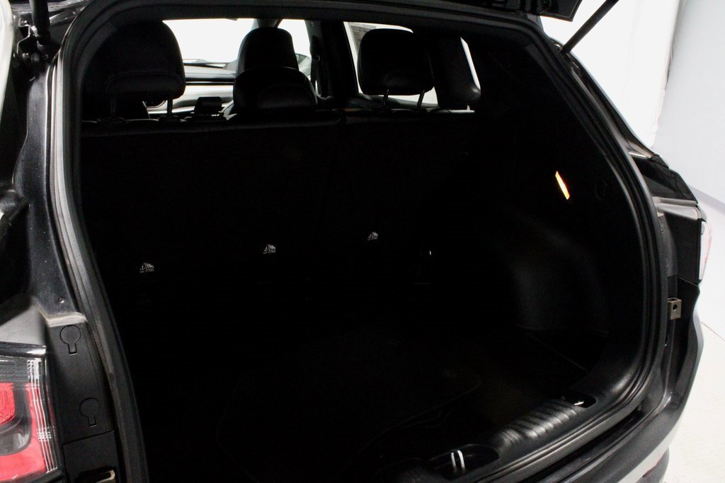 Used 2024 Jeep Compass Limited image 12