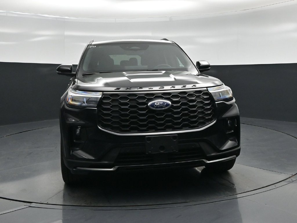 Certified 2026 Ford Explorer ST-Line w/ ST-Line Street Pack AWD/4WD image 53