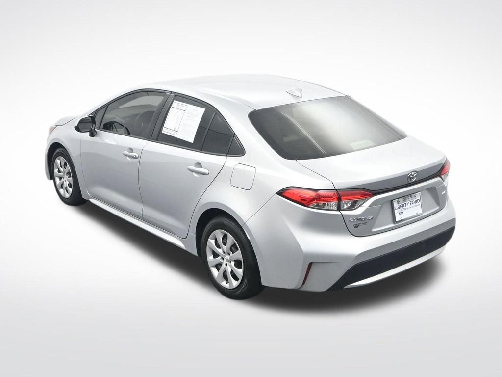 Used 2022 Toyota Corolla LE FWD image 30