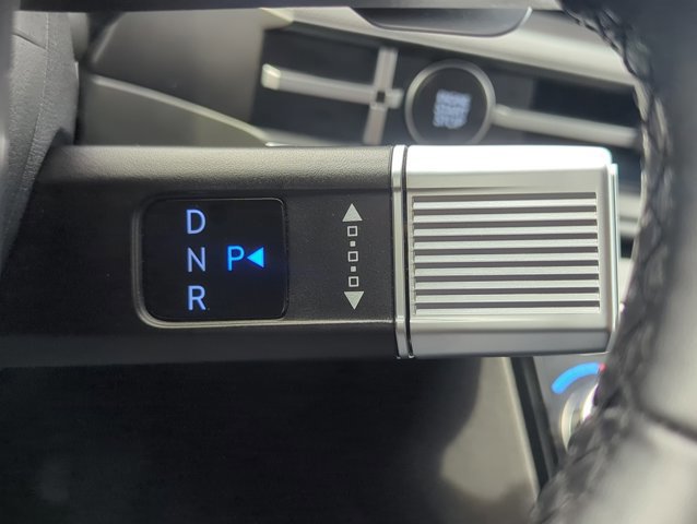 Used 2025 Hyundai Santa Fe XRT image 13