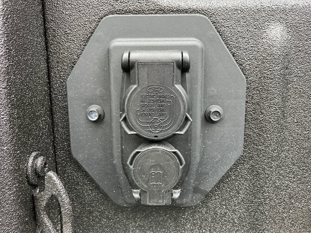 Certified 2026 Ford F350 Platinum w/ Platinum Plus Package image 36