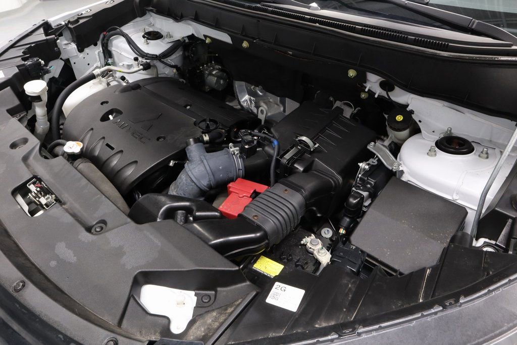 Used 2024 Mitsubishi Outlander Sport SE image 12