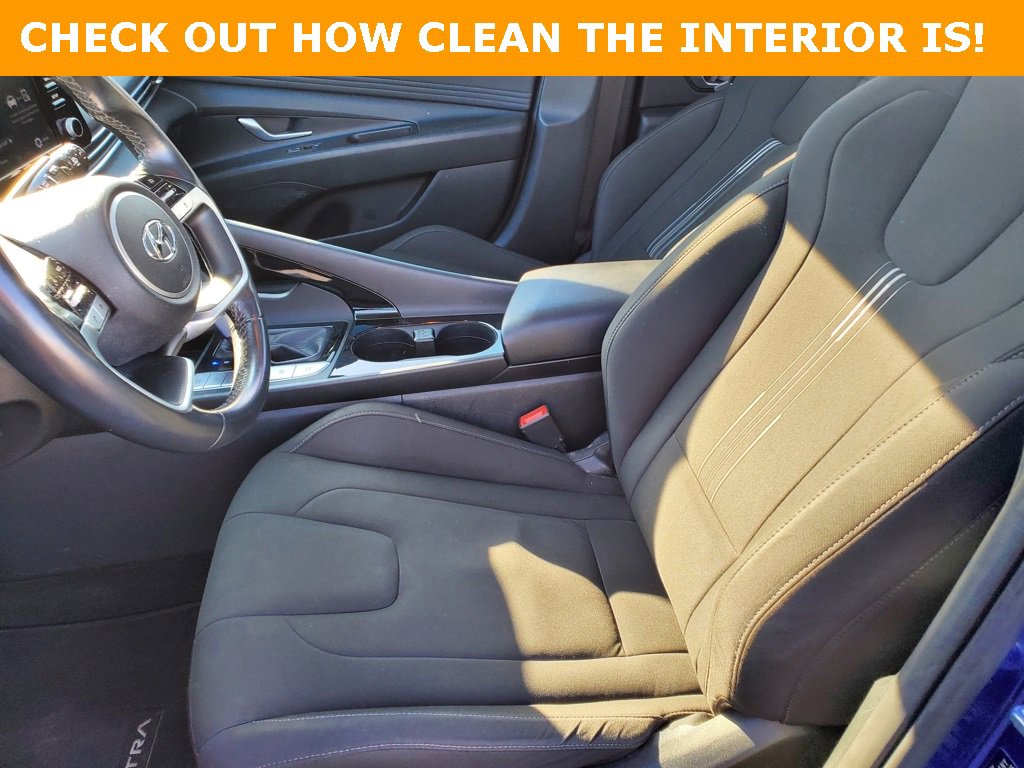 Used 2022 Hyundai Elantra SEL w/ Convenience + Premium Package image 13