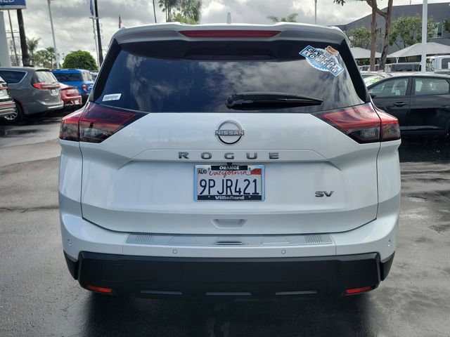 Used 2024 Nissan Rogue SV image 21