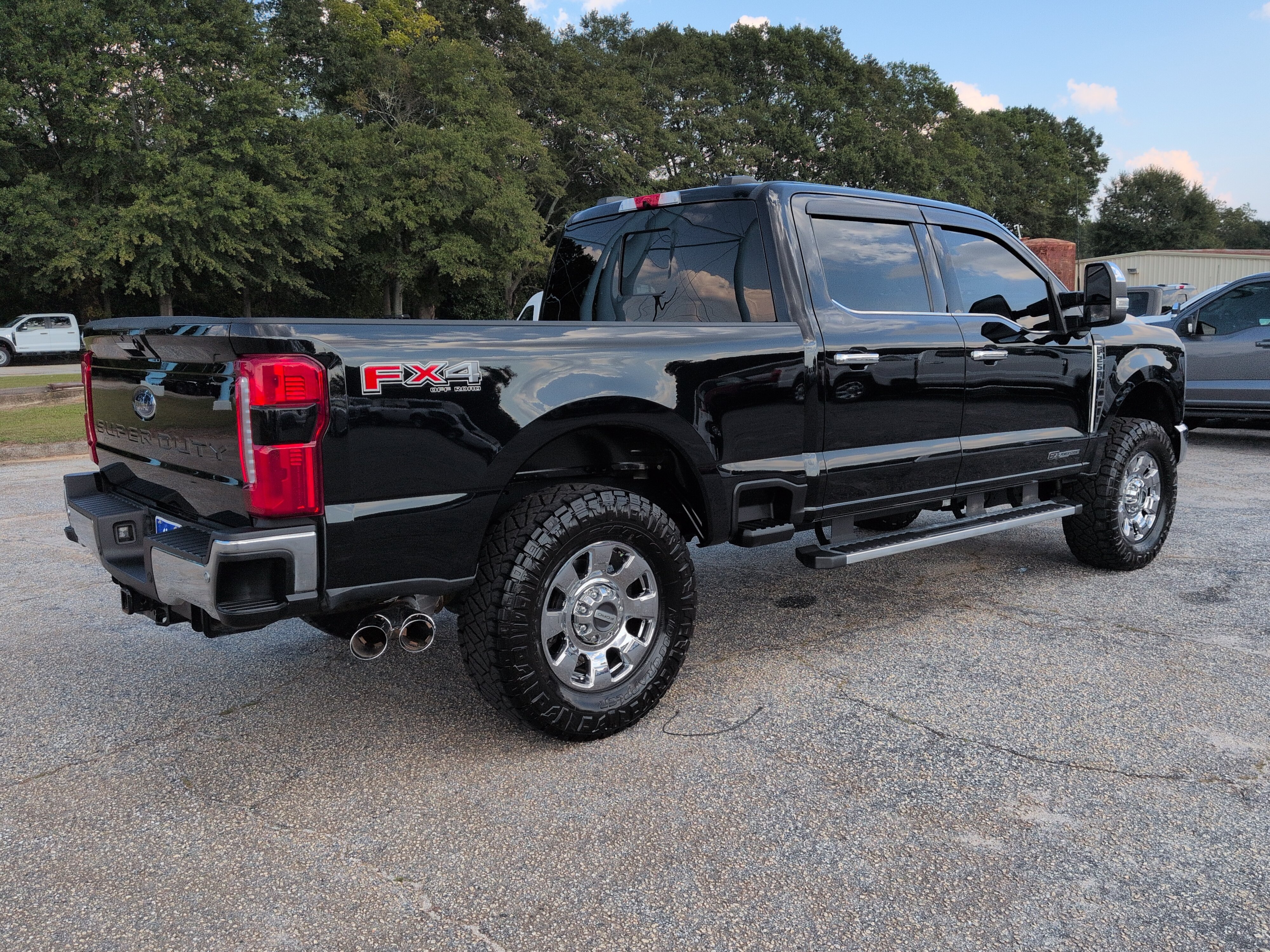 Certified 2024 Ford F250 Lariat w/ Chrome Package AWD/4WD image 3