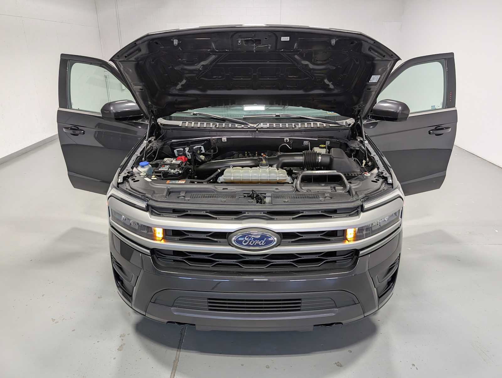 Certified 2023 Ford Expedition XLT AWD/4WD image 14