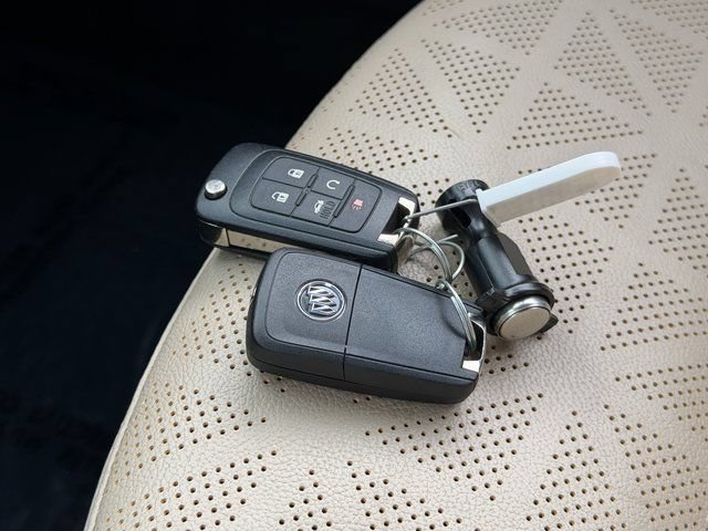 Used 2017 Buick Cascada Premium FWD image 31