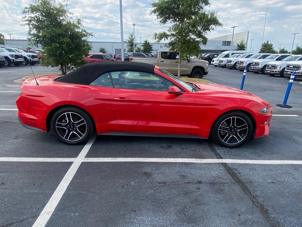 Certified 2022 Ford Mustang Premium RWD image 8