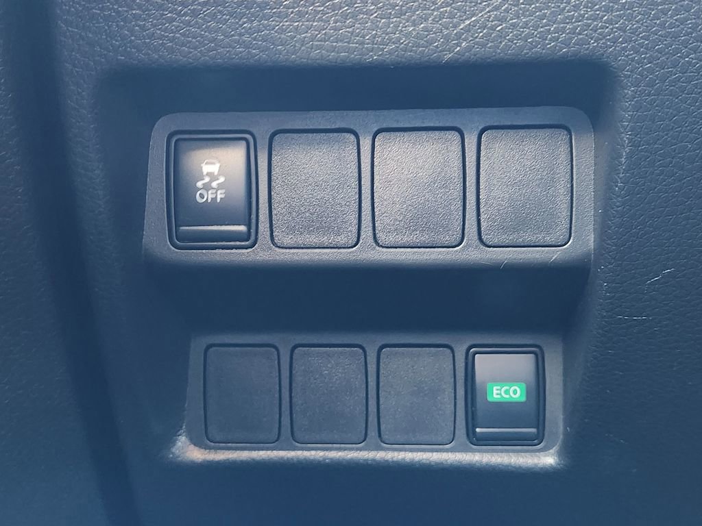 Used 2019 Nissan Rogue Sport S image 21