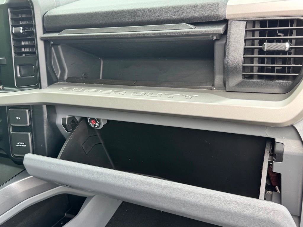 Certified 2024 Ford F350 XLT AWD/4WD image 39