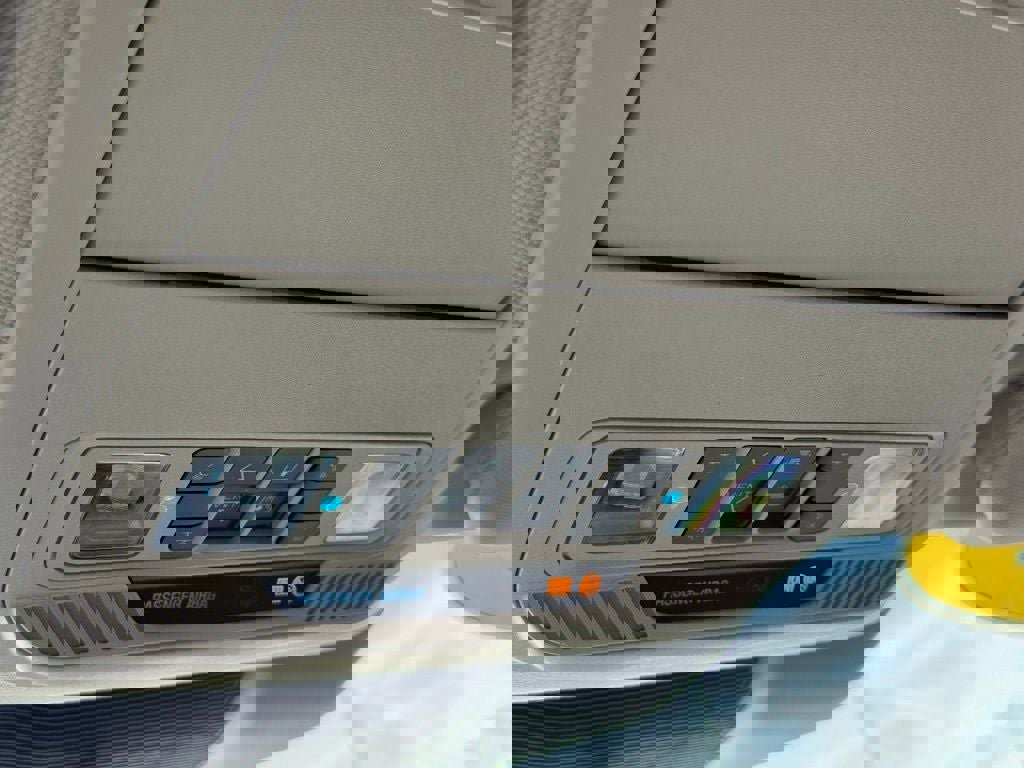 Certified 2024 Ford Explorer XLT w/ Equipment Group 202A image 34