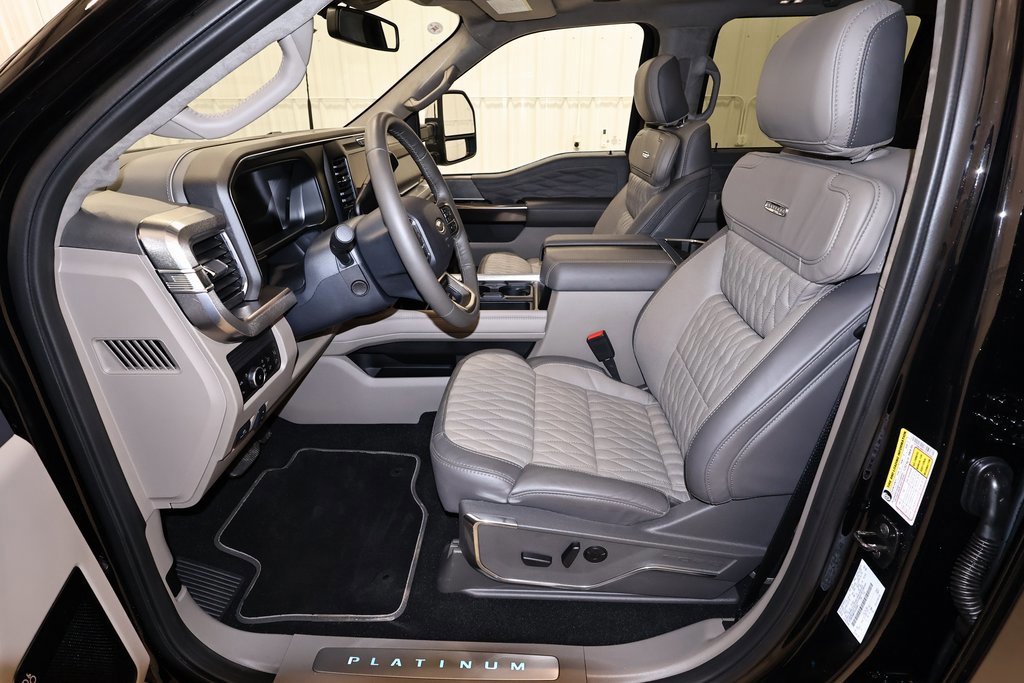 Certified 2026 Ford F350 Platinum w/ Platinum Plus Package image 10