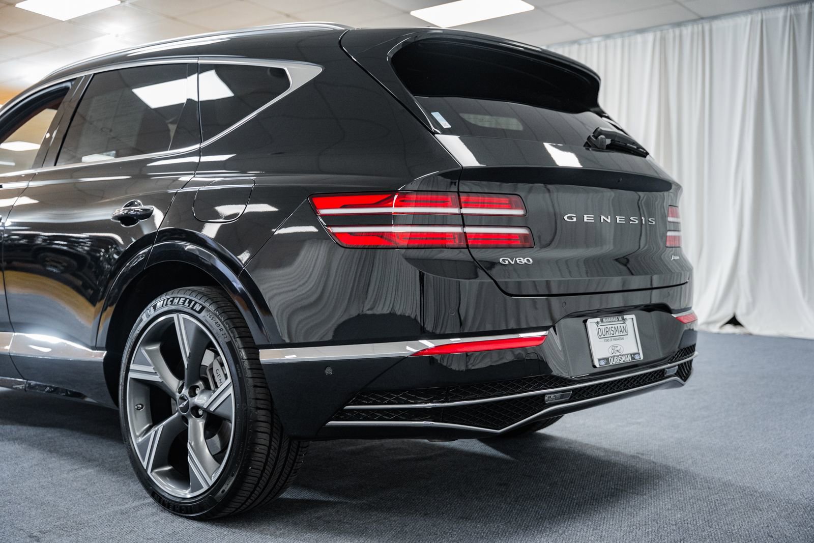 Used 2025 Genesis GV80 2.5T Prestige image 6