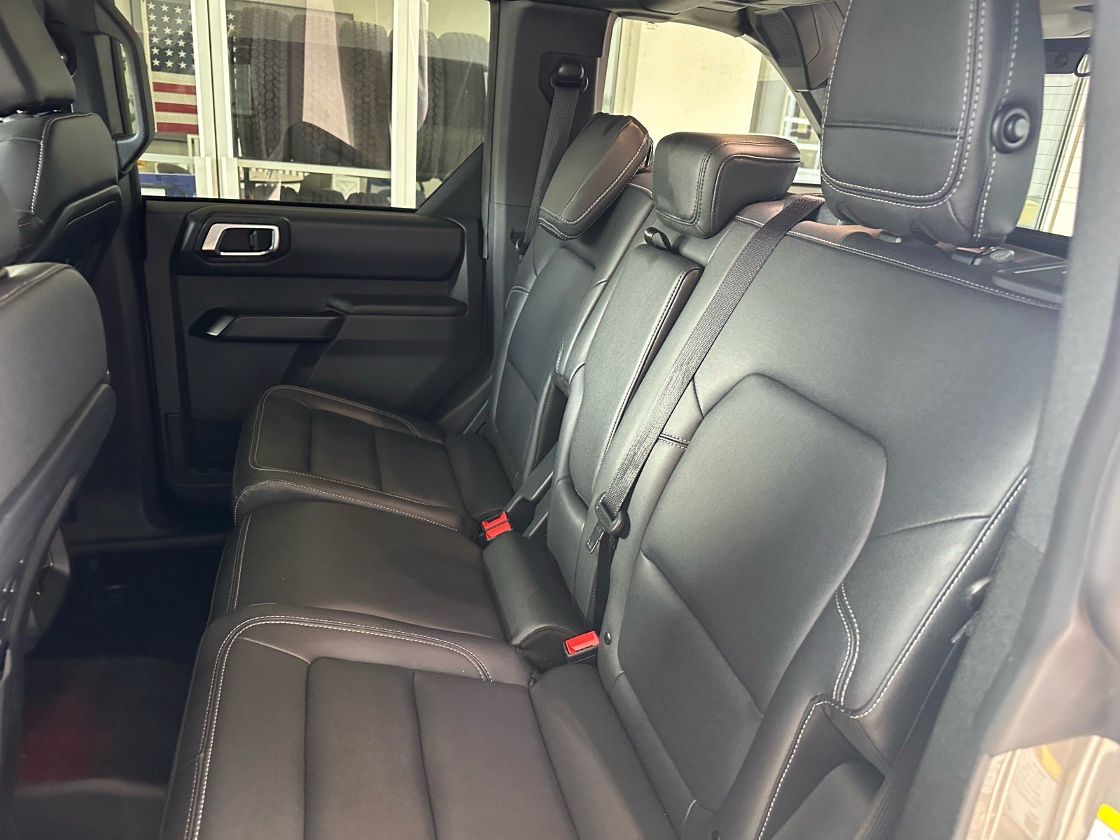Certified 2025 Ford Bronco Badlands AWD/4WD image 24