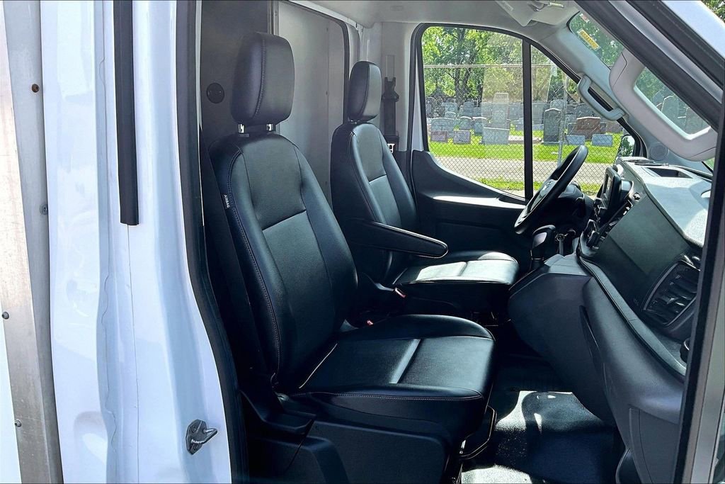 Certified 2023 Ford Transit 350 DRW RWD image 7